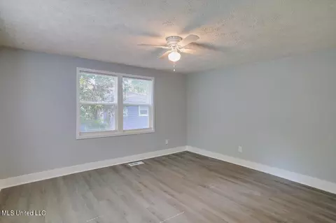 4656 Meadowridge Dr, Jackson, MS 39206 photo 18
