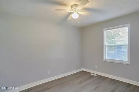 4656 Meadowridge Dr, Jackson, MS 39206 photo 14