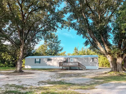 178 Basin Central Rd, Lucedale, MS 39452