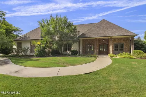 Exterior - 384 Mannsdale Rd, Madison, MS 39110 photo 2 of 13