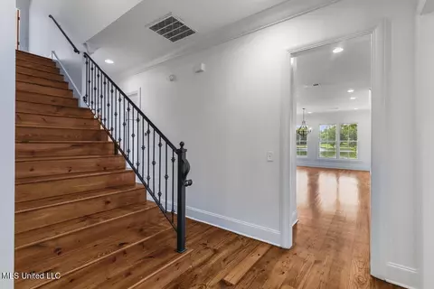 Entry Way - 384 Mannsdale Rd, Madison, MS 39110 photo 4 of 4