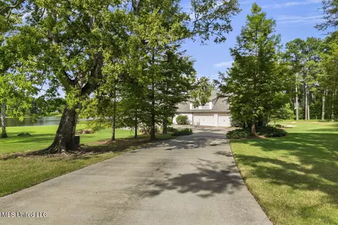 Exterior - 384 Mannsdale Rd, Madison, MS 39110 photo 13 of 13