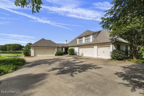 Exterior - 384 Mannsdale Rd, Madison, MS 39110 photo 12 of 13