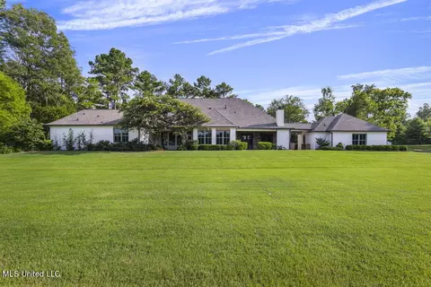 Exterior - 384 Mannsdale Rd, Madison, MS 39110 photo 6 of 13