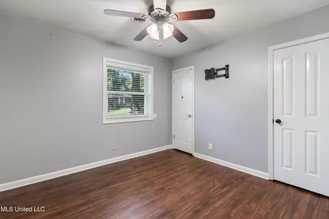 Bedroom - 479 Oakhurst Dr, Hernando, MS 38632 photo 1 of 1