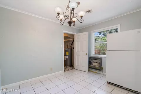 Dining - 479 Oakhurst Dr, Hernando, MS 38632 photo 1 of 1