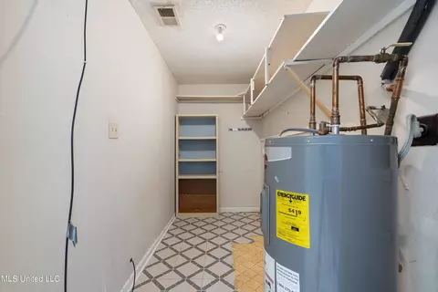 Other - 479 Oakhurst Dr, Hernando, MS 38632 photo 2 of 7