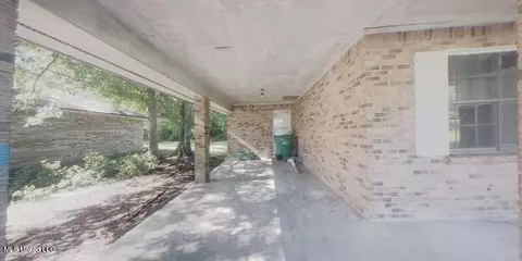 Exterior - 313 Rosa St, Picayune, MS 39466 photo 2 of 2