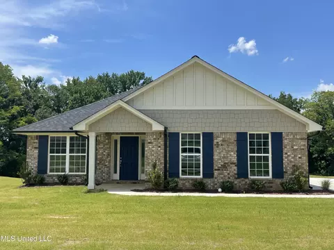 7807 Mary Mccoy Dr, Horn Lake, MS 38637