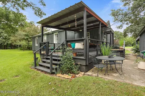 Exterior - 2308 Memorial Cir, Flora, MS 39071 photo 16 of 21