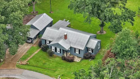 Other - 2308 Memorial Cir, Flora, MS 39071 photo 5 of 10