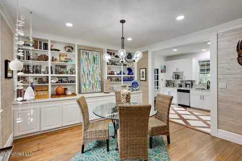 Dining - 2308 Memorial Cir, Flora, MS 39071 photo 4 of 4