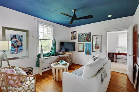 Living - 2308 Memorial Cir, Flora, MS 39071 photo 5 of 5