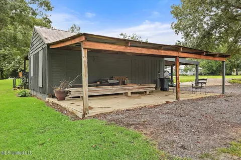Other - 2308 Memorial Cir, Flora, MS 39071 photo 3 of 10