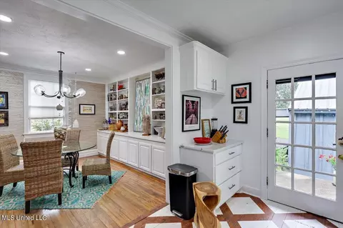 Dining - 2308 Memorial Cir, Flora, MS 39071 photo 1 of 4