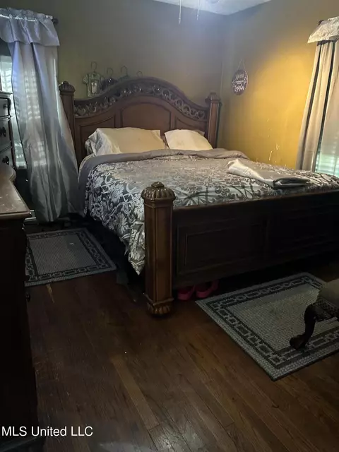 Bedroom - 422 Clark Ave, Jackson, MS 39212 photo 1 of 3