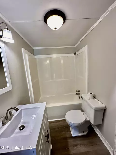 Bath - 39 Duncan St, Lucedale, MS 39452 photo 1 of 1
