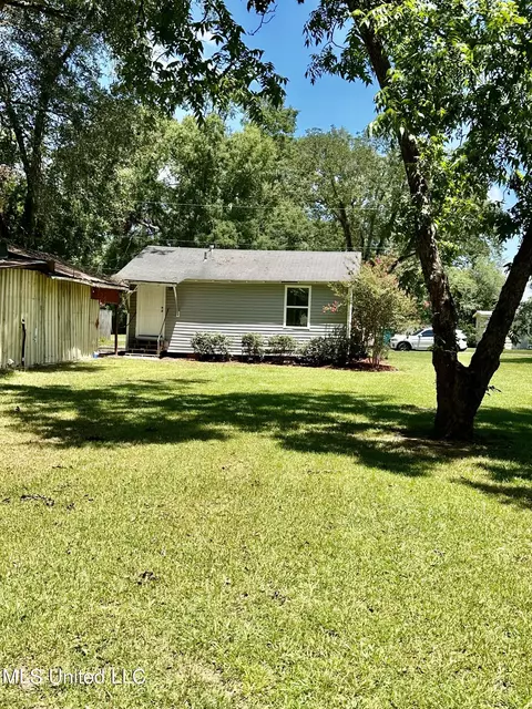 Exterior - 39 Duncan St, Lucedale, MS 39452 photo 4 of 4