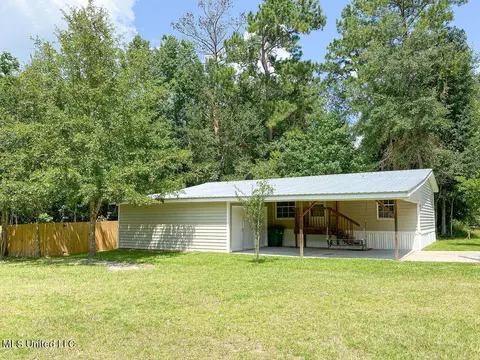 108100 Koloa St, Diamondhead, MS 39525