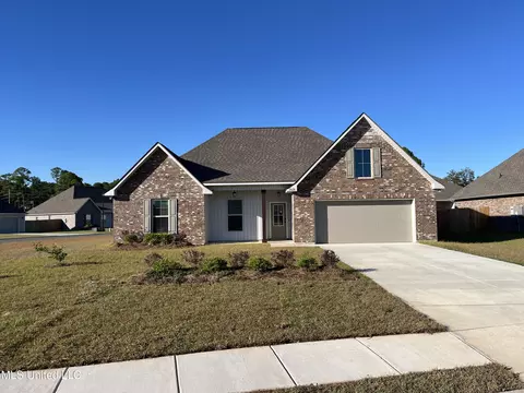 11628 Rosalie Pl, Ocean Springs, MS 39564