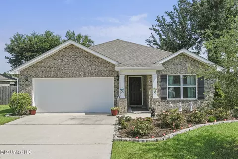 121 Rosie Dr, Long Beach, MS 39560