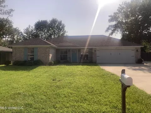 836 836 Cherry Rdg, Clinton, MS 39056