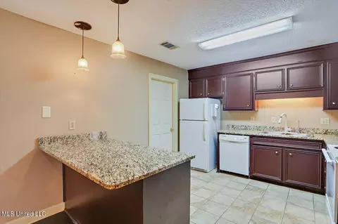 416 River Pl, Jackson, MS 39211 photo 11