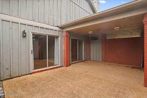 416 River Pl, Jackson, MS 39211 photo 2