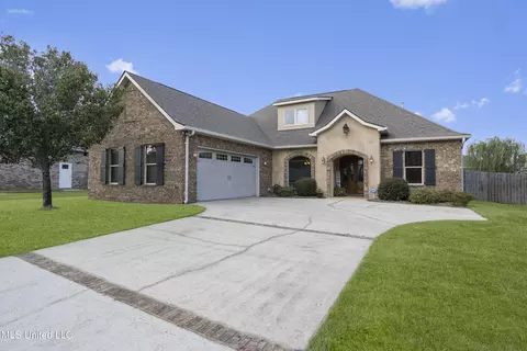 2320 Rue Maison, Biloxi, MS 39532 photo 3