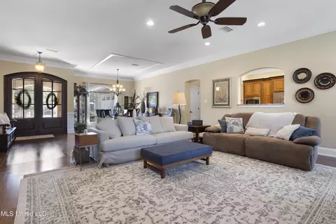 2320 Rue Maison, Biloxi, MS 39532 photo 6