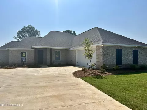 215 Lizzy Ln, Brandon, MS 39047