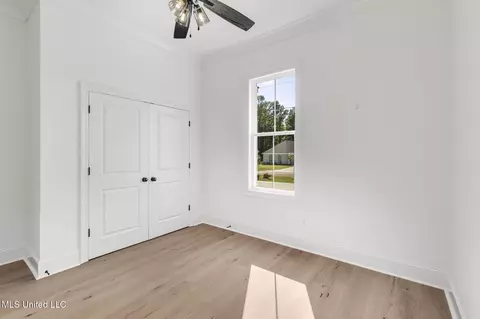 Bedroom - 227 Lizzy Ln, Brandon, MS 39047 photo 5 of 9