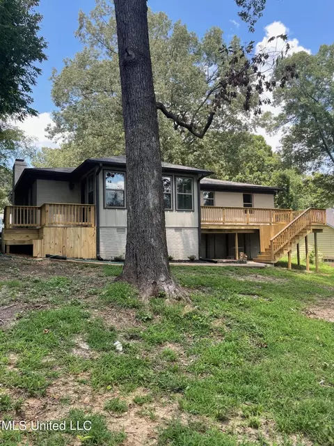 Exterior - 1405 N Thunderbird, Hernando, MS 38632 photo 12 of 15
