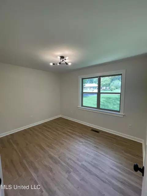 Bedroom - 1405 N Thunderbird, Hernando, MS 38632 photo 1 of 3
