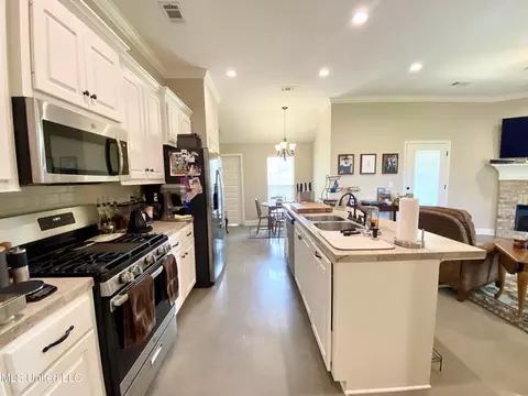 1304 Augusta Dr, Brandon, MS 39042 photo 10