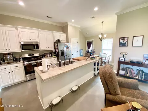 1304 Augusta Dr, Brandon, MS 39042 photo 11
