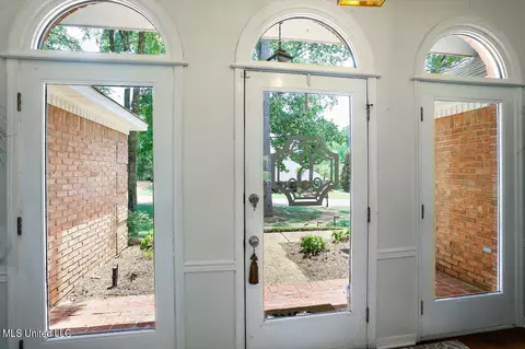 Entry Way - 209 Coachmans Rd, Madison, MS 39110 photo 1 of 2