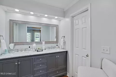 Bath - 209 Coachmans Rd, Madison, MS 39110 photo 1 of 4