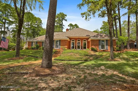 Exterior - 209 Coachmans Rd, Madison, MS 39110 photo 2 of 12