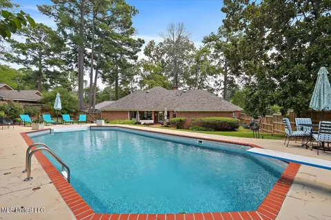 Exterior - 209 Coachmans Rd, Madison, MS 39110 photo 7 of 12