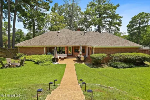 Exterior - 209 Coachmans Rd, Madison, MS 39110 photo 12 of 12