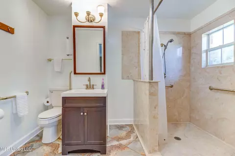 100 Maple Cv, Long Beach, MS 39560 photo 32