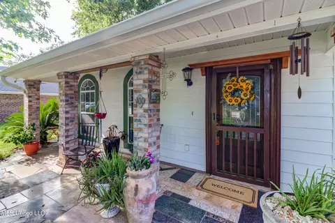 100 Maple Cv, Long Beach, MS 39560 photo 7