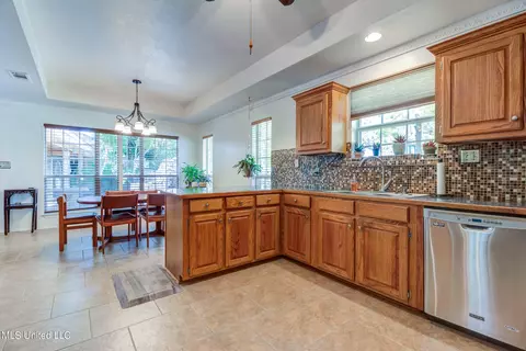 100 Maple Cv, Long Beach, MS 39560 photo 14