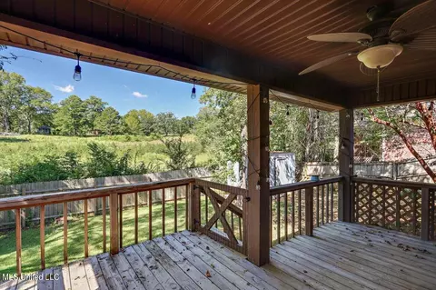 Exterior - 300 Briars Bnd, Brandon, MS 39042 photo 4 of 7