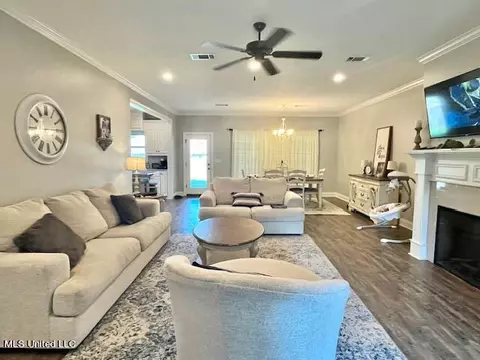 274 Trudy Ln, Florence, MS 39073 photo 6