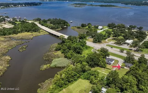 448 Diaz Ave, Biloxi, MS 39530 photo 19