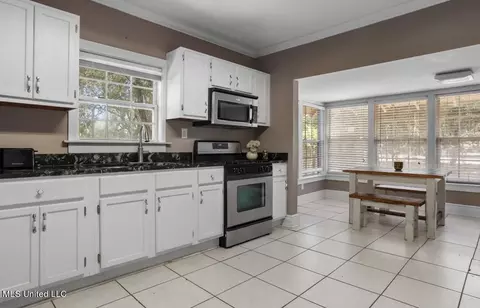 448 Diaz Ave, Biloxi, MS 39530 photo 9