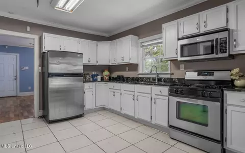 448 Diaz Ave, Biloxi, MS 39530 photo 8