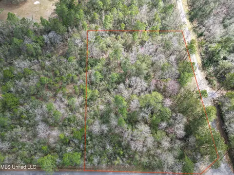 6125 Hayward E Ladner Rd, Kiln, MS 39556